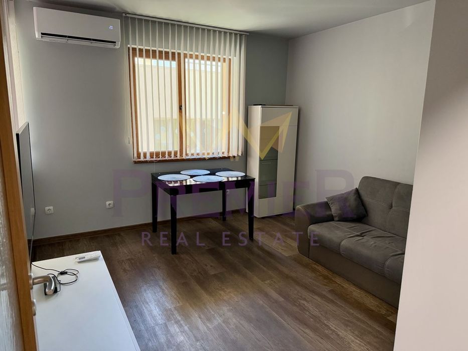 Дава се под наем Тристаен апартамент в Варна, Бриз - 60 кв.м за 663 € - Снимка #3