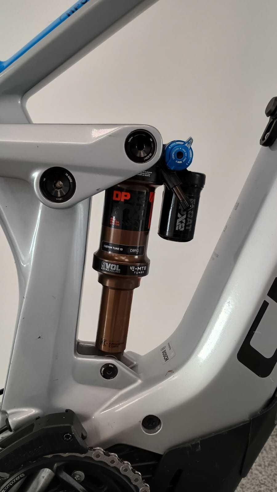 Bicicleta Electrica Cube Stereo Hybrid 140 HPC Actionteam 29