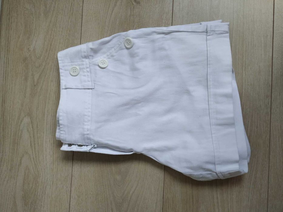 Къси дънки и панталонки