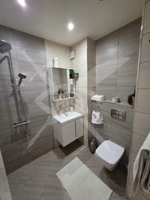 Продава се Двустаен апартамент в София, Лагера - 50 кв.м за 3600 €/кв.м - Снимка #4