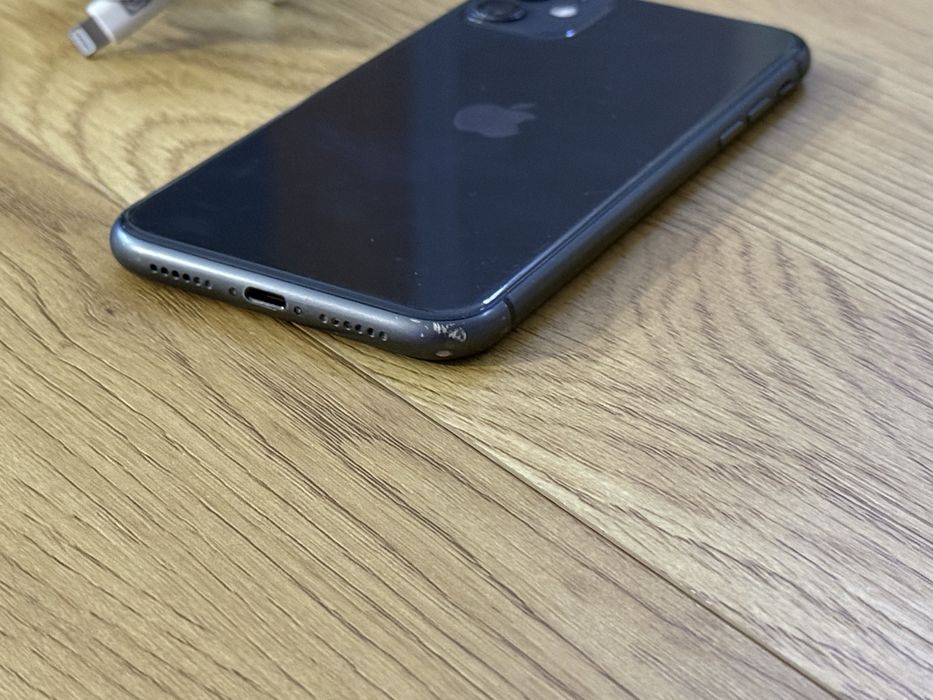 Бартер  iPhone 11 64гб 100%