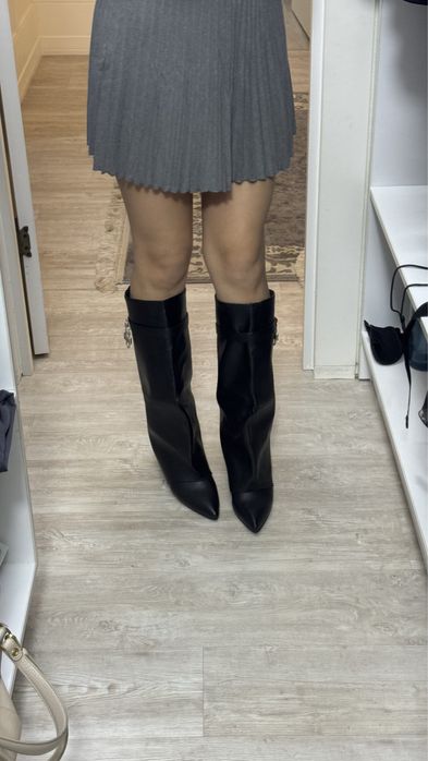 Сапоги под givenchy