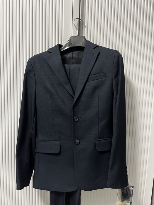 Темно синий костюм для мальчиков