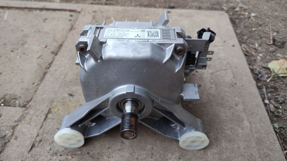 Електромотор пералня бош