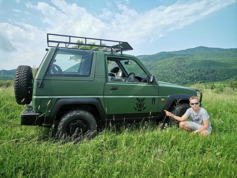 Daihatsu Feroza 4x4 echipat offroad overlanding vanatoare