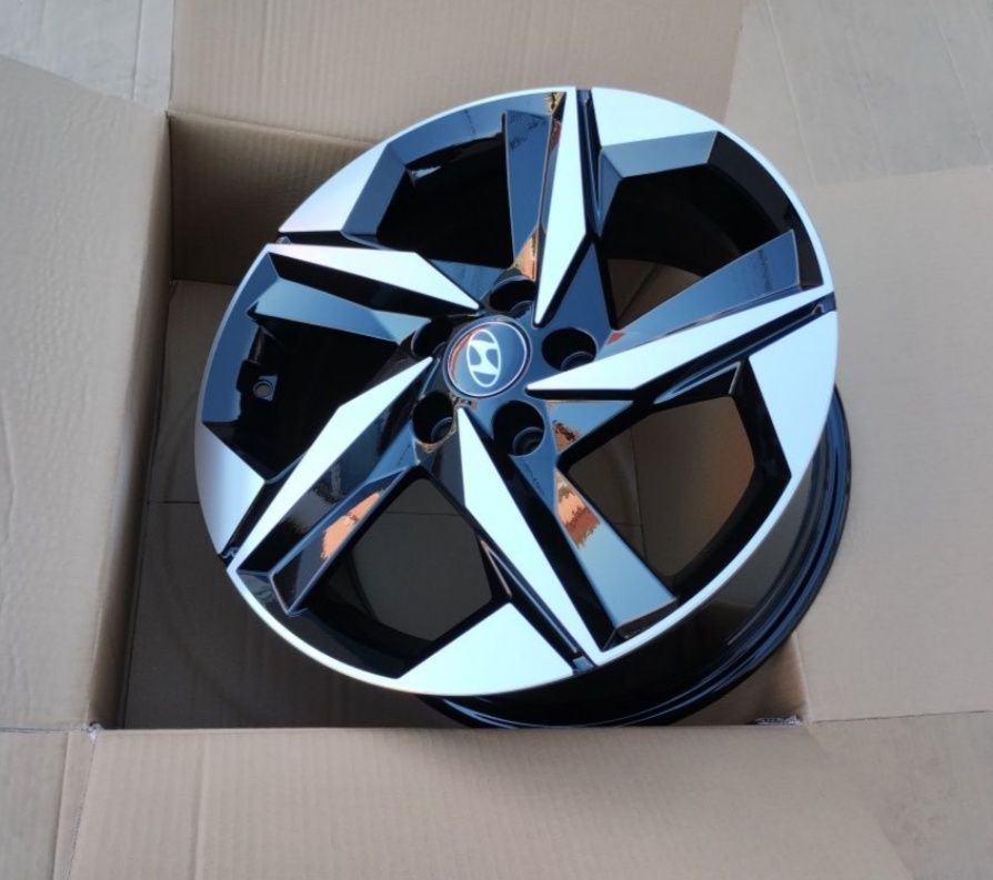 Jante R16 Hyundai Elantra Hyundai i30 
cu 5 x 114.3 R16