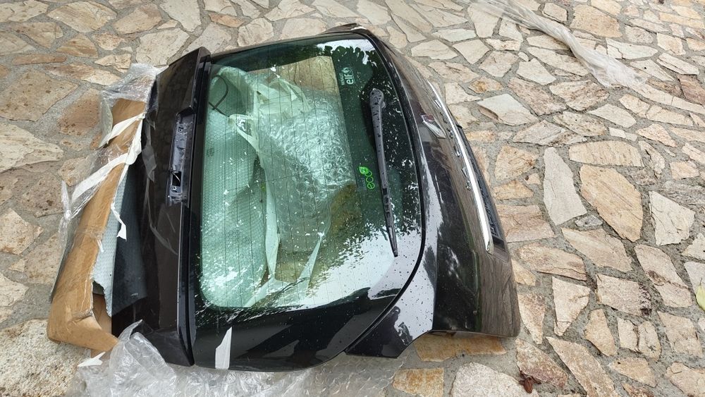 Задна врата Рено Лагуна Комби / Renault Laguna