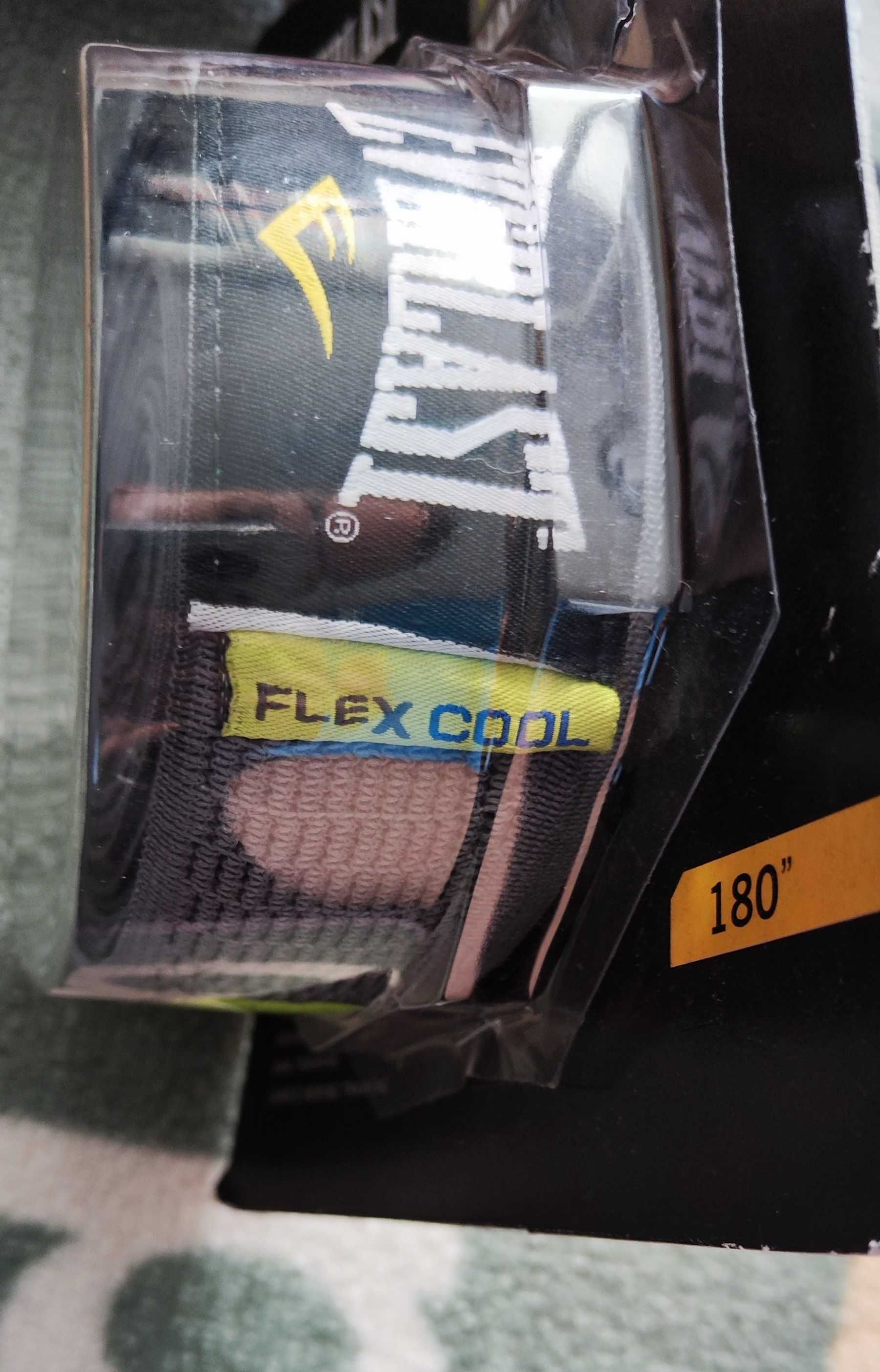 Протектор за уста SHOCK DOCTOR GEL и бинтове за бокс Everlast Flexcool