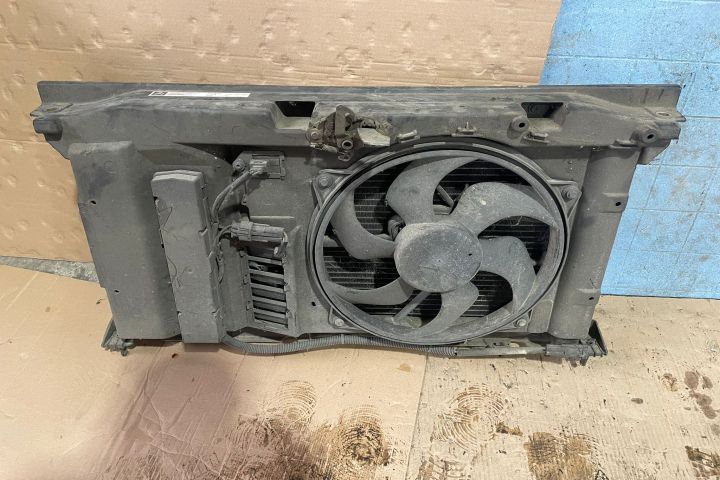 Radiator apa racire motor Peugeot 307 prima generatie