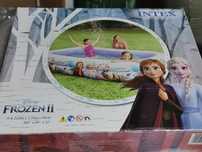 piscină gonflabilă pentru copii Intex cu tematică Disney Frozen, noua