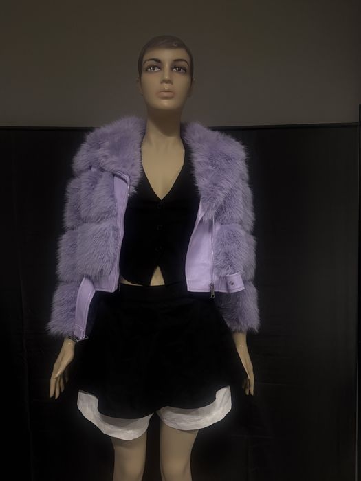 Vand geaca cu blana artificiala