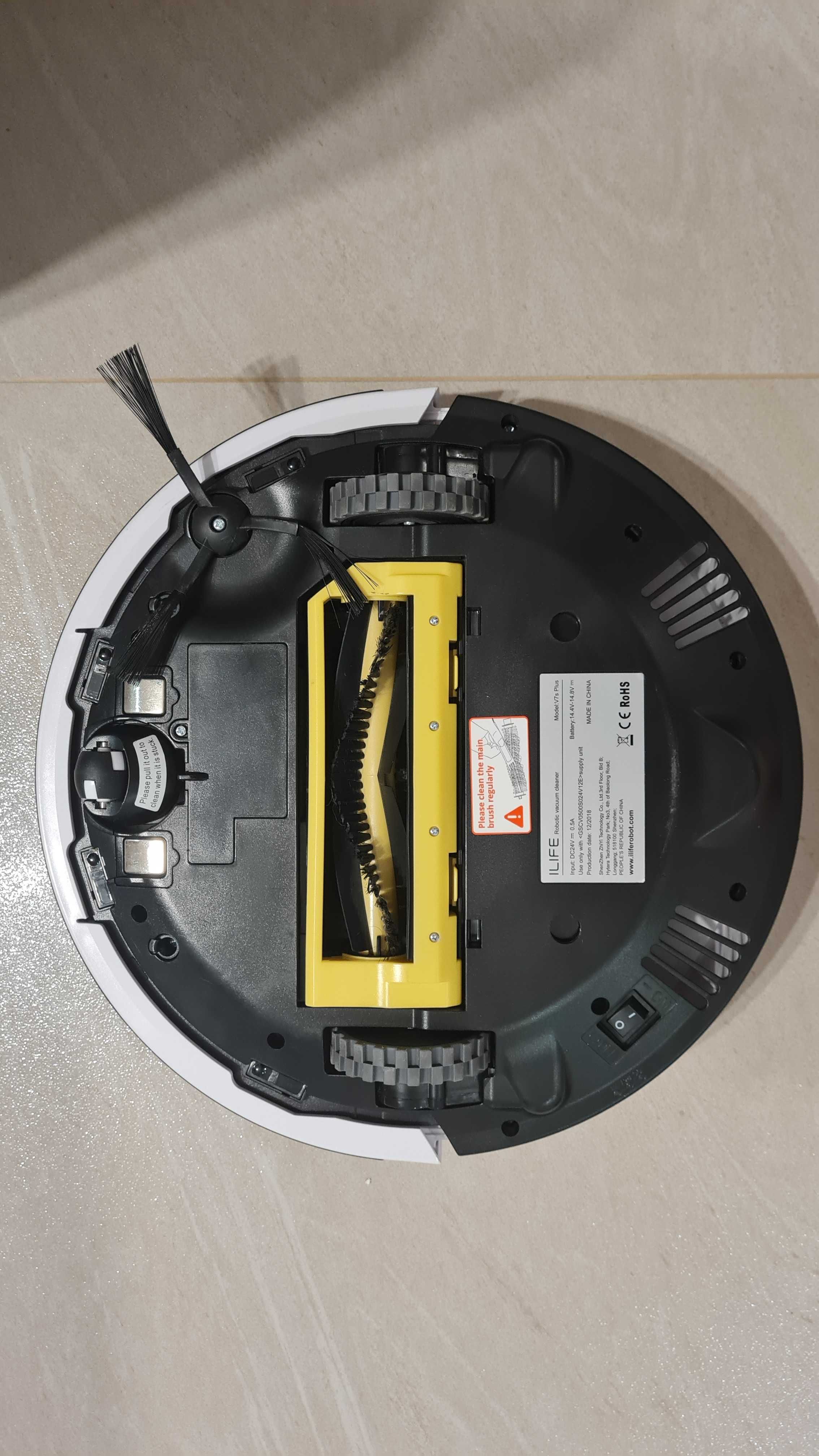 Vacuum cleaner robot ILIFE V7s Plus