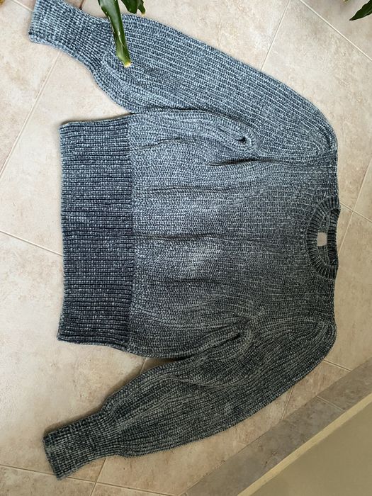 Стилни и елегантни пуловери H&M