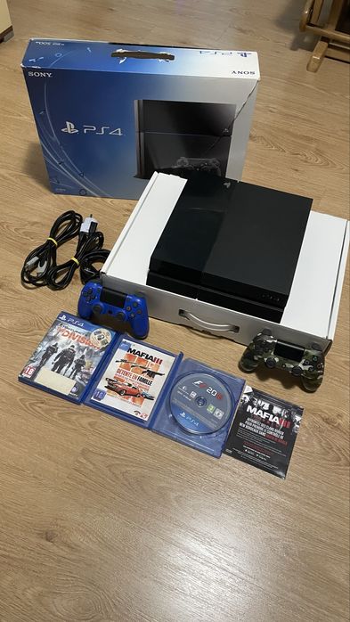 Consola PS4 ( Playstation 4) 500 GB + 2 Controllere + Jocuri Bonus