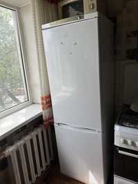 Продам холодильник индесит