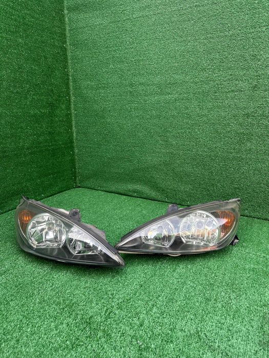 Передние Фары Toyota Camry 30 se USA Оригинал