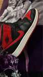 Adidasi Jordan 1