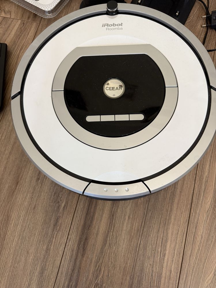 Продам  робот пылесос   IROBOT ROMBA