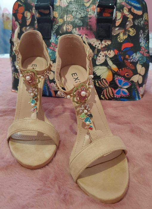 Pantofi/sandale ocazie-marimea 39