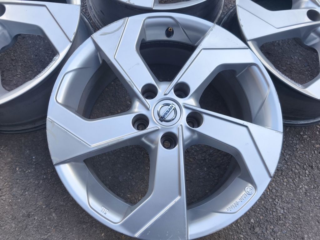 17" оригинални алуминиеви джанти за Nissan Quashqai,X trail...