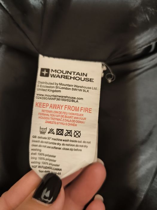 Geaca iarna Mountain warehouse 7-8 ani