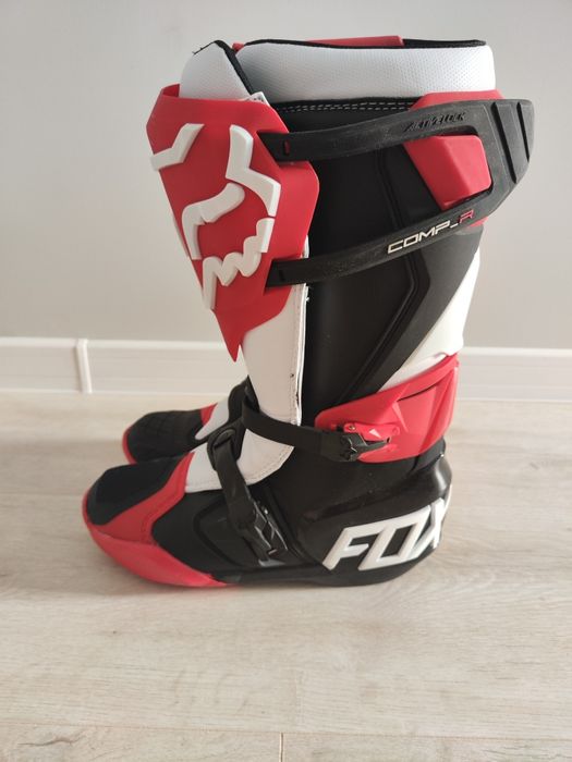 Кросови ботуши FOX 45 номер чисто нови!!!