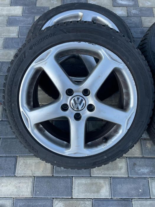 Vând jante Volkswagen cu cauciucuri hankok