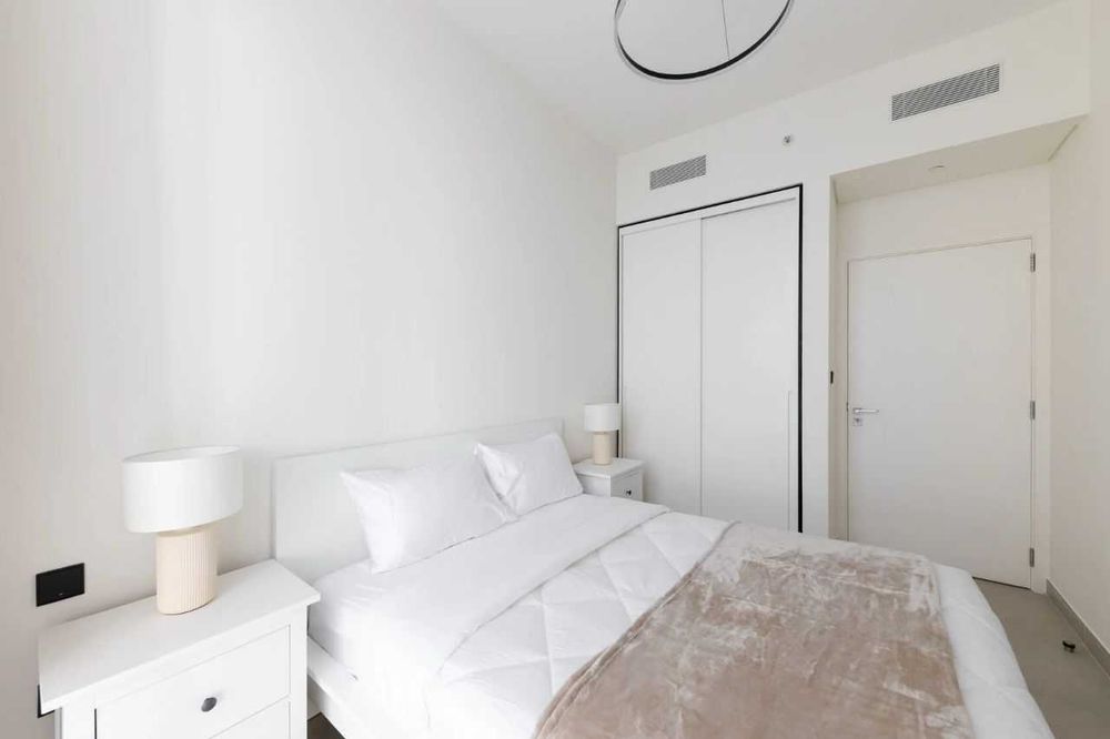 Сдается светлая 2х комнатная в центре на Ц1. Новая.  2/8/9. Р7