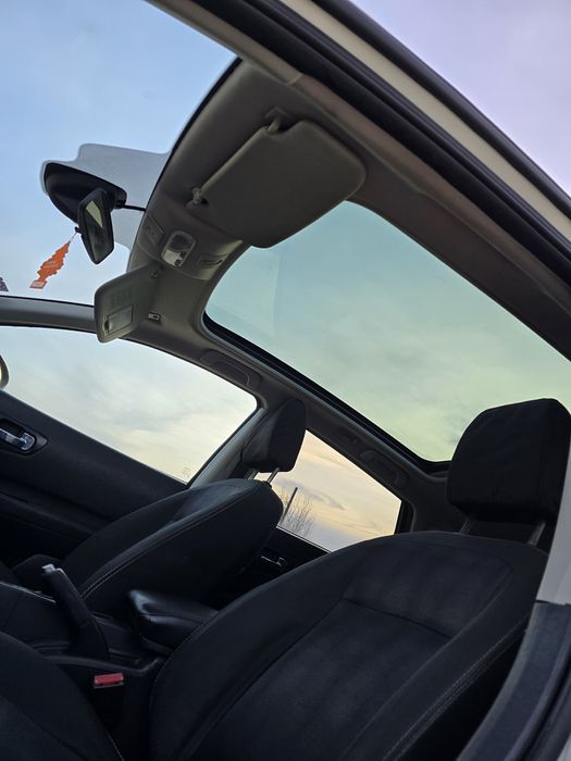 Nissan Qashqai teKna 1.5 dCi Euro5/2013/Camere360/panoramic/navi/xenon