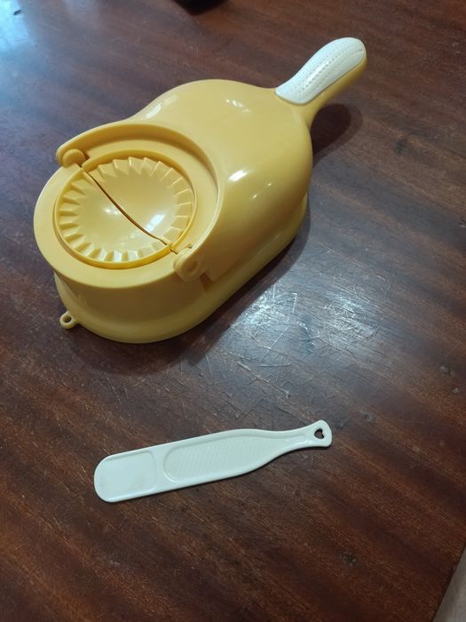 Форма для лепки вареников и пельменей