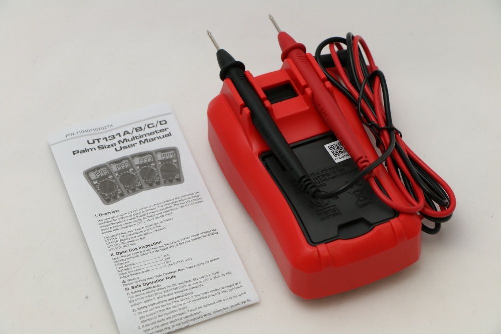 удароустойчив мултицет UNI-T, UT131D, Германия