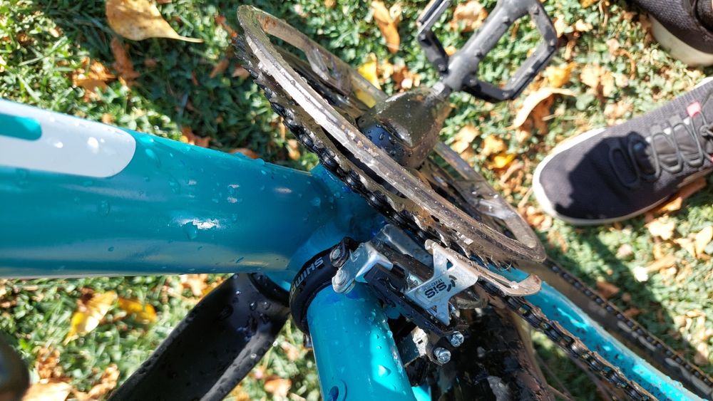 Bicicleta MTB  Scott, schimbătoare și frâne  Shimano