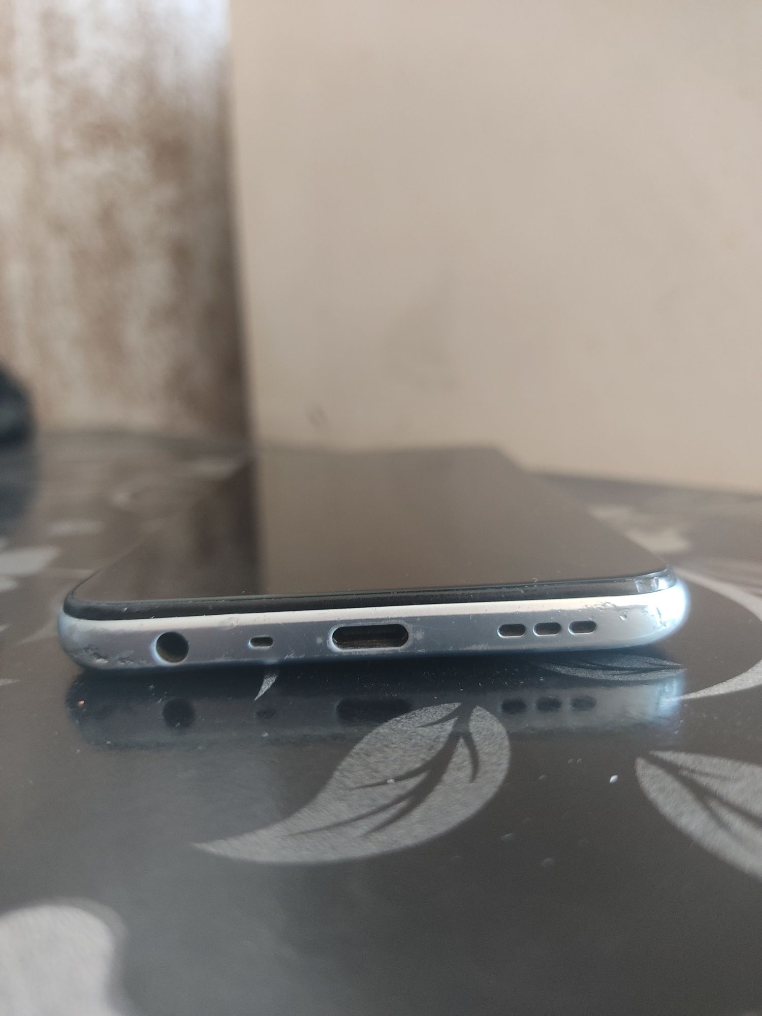 Srochno sotiladi Oppo A54