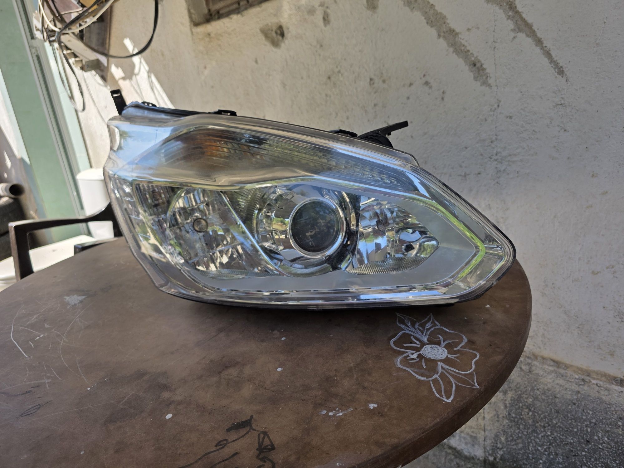 Ford transit Custom 2016 tourney custom десен фар 12-18
