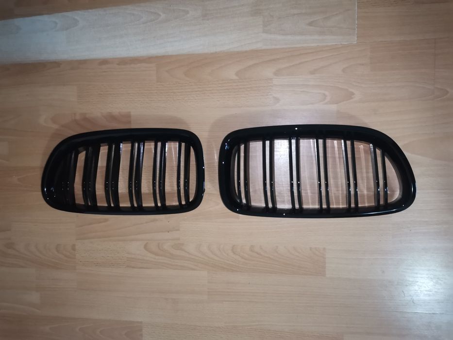 Grila Dubla Grilaj Nari  BMW Seria 5 F10 2008-2018 F11 negru lucios