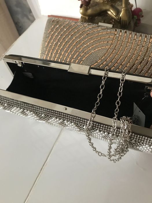 Продам сумочки клатч