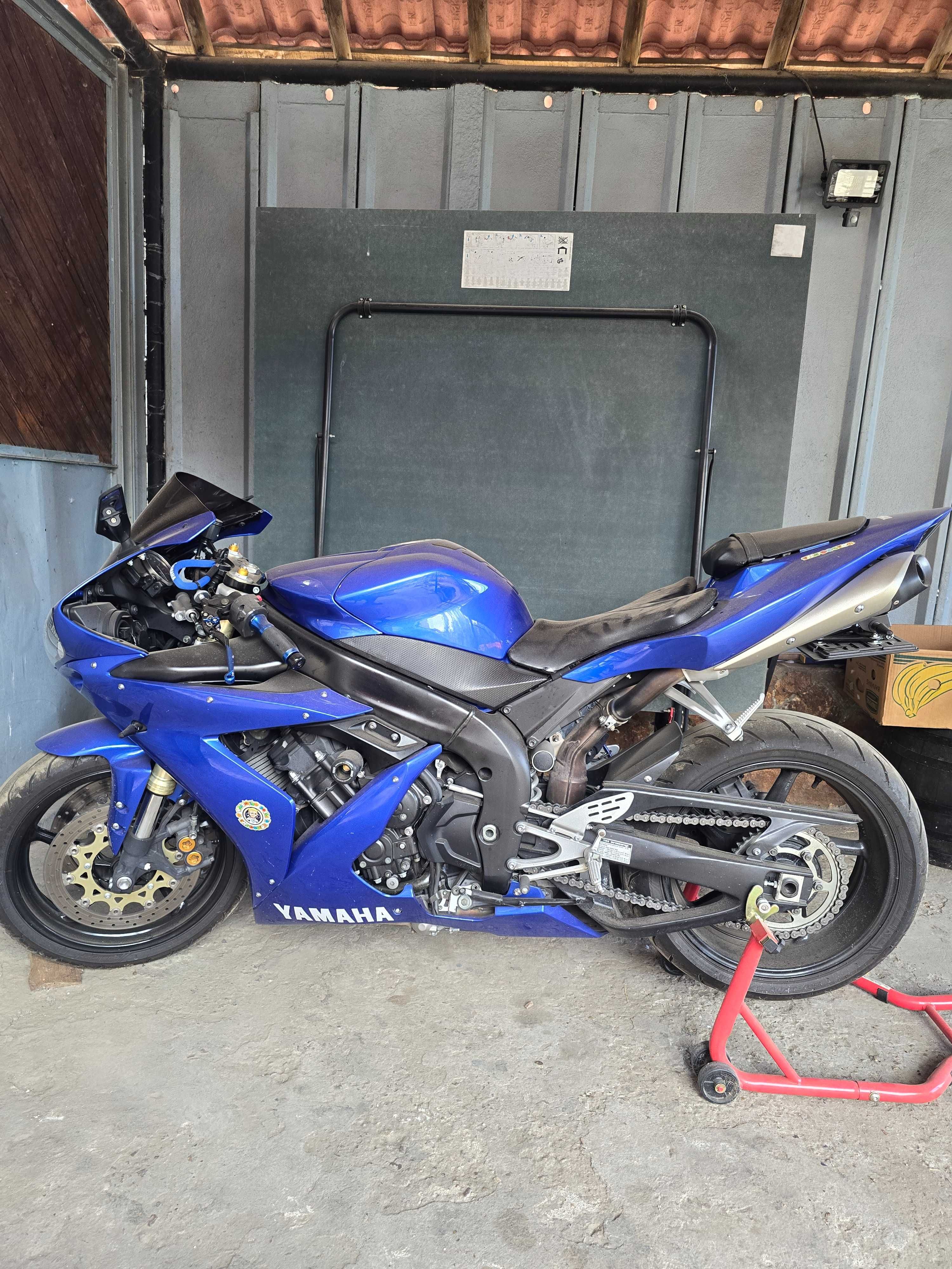 Yamaha R1 Yamaha