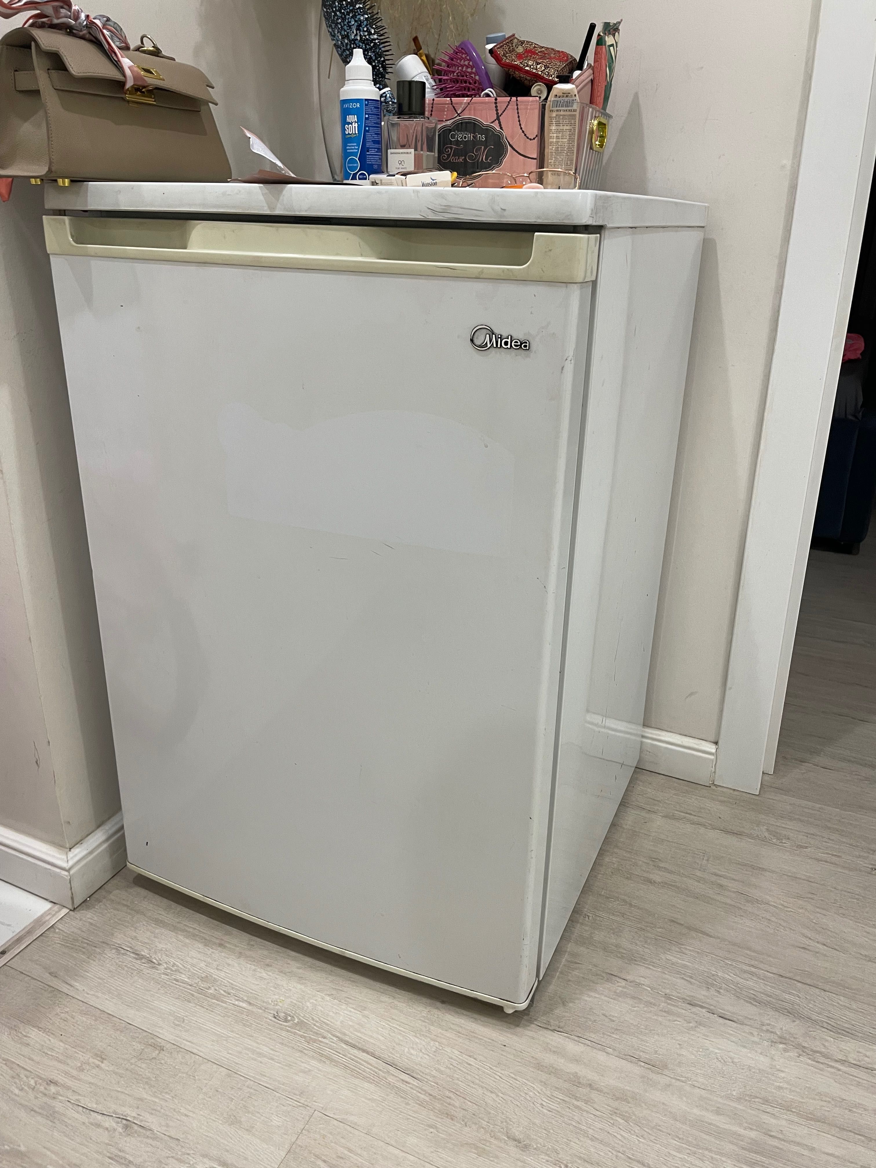 Холодильник Midea