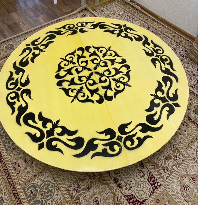 Казахский стол для гостей