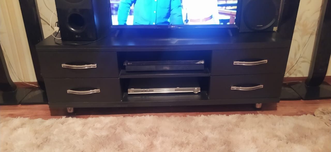тумба под телевизор
