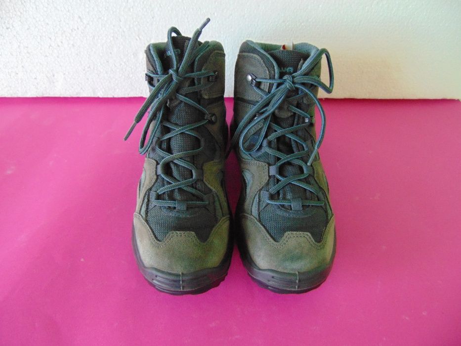 Lowa Bora Gore-tex номер 37 1/2 Оригинални туристически обувки