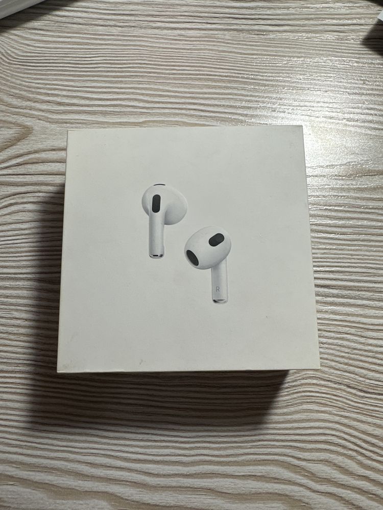 Продаю AirPods (3rd generation)