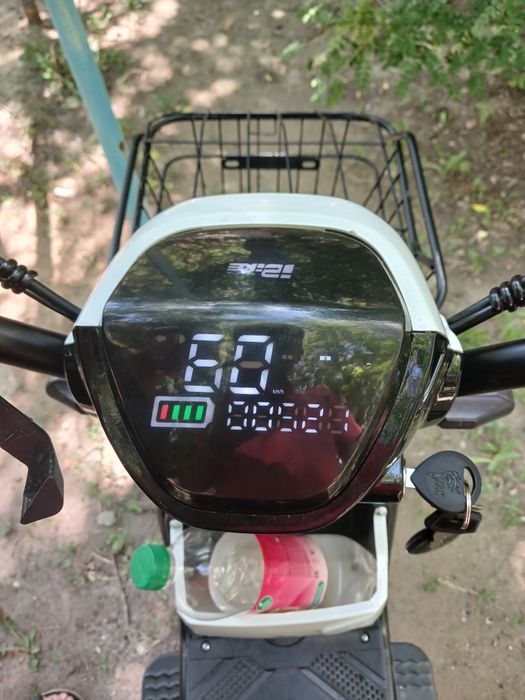 Продам электро скутер Аманат х10