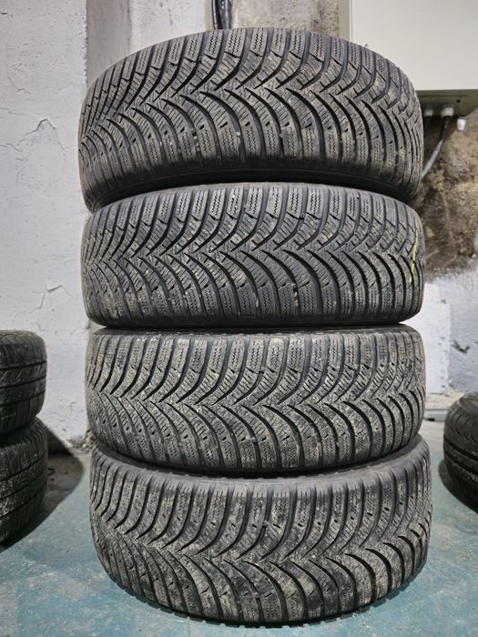 4x 185/65/15 M+S HANKOOK 6MM Stare excelentă