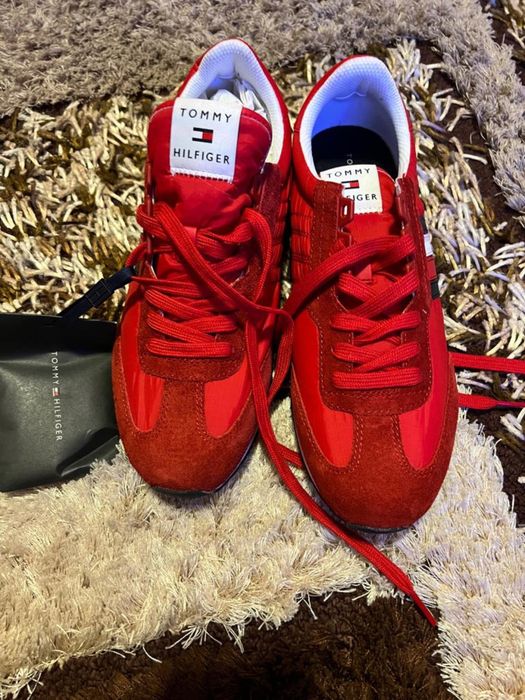 Adidași Tommy Hilfiger noi 42-43