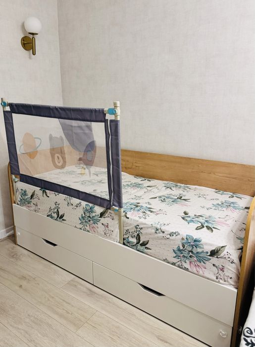 Продам кровать односпальную
