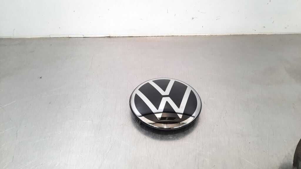 VW Tiguan 2 LIFT емблема