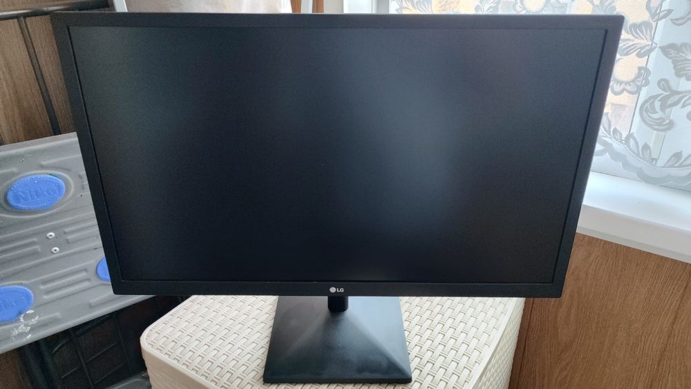 Продам монитор LG_ Full HD 24 дюйма