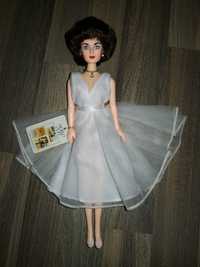 PapusaElizabeth Taylor MovieGreatsCollection by World Doll1988(Barbie)
