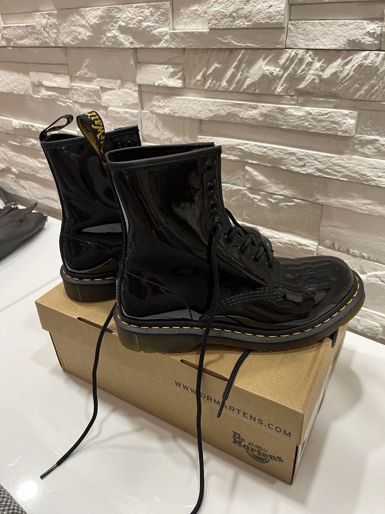 Кубинки Dr. Martens